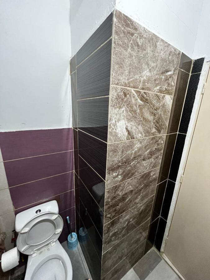 Ngm . Home Piraeus Luaran gambar